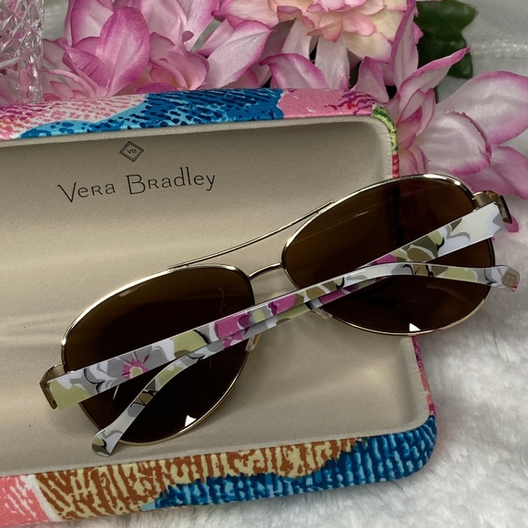 Vera Bradley 100% UV Aviator Sunglasses - NWT - Picture 2 of 4